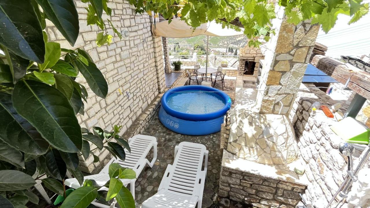 Stone Maisonettes Aigio Exterior photo